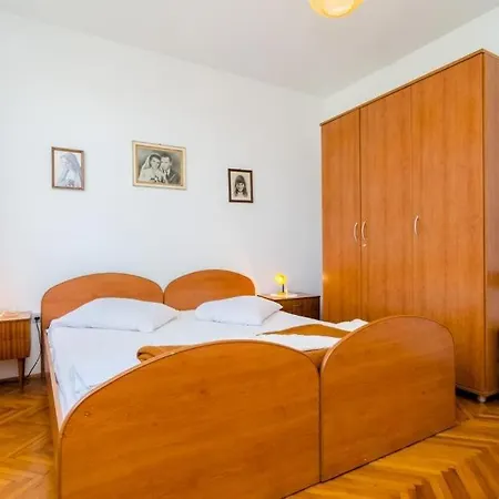 Guest house Mara